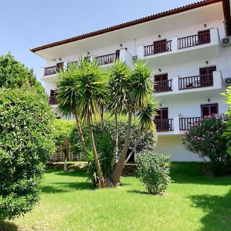 Hotel Paradise Vasilias  외부 사진